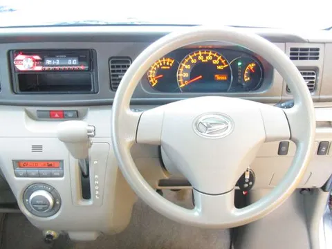 Daihatsu Atrai Wagon