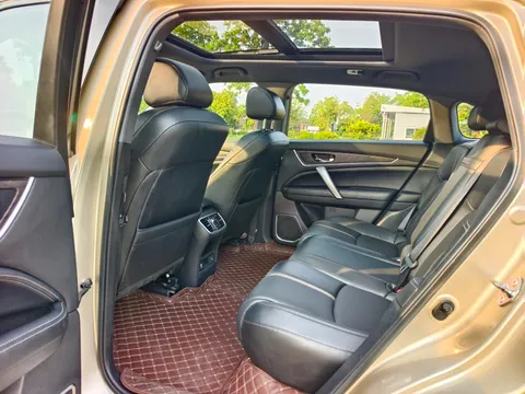 Honda UR-V