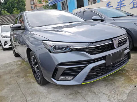 Roewe i5
