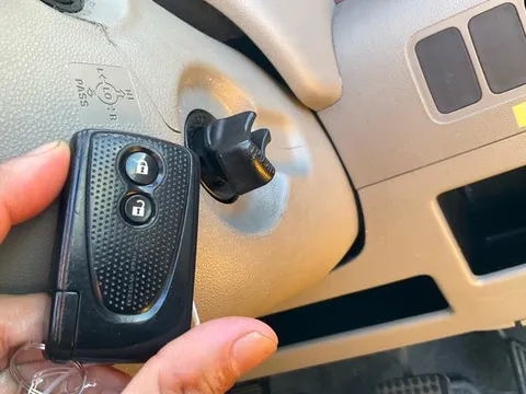 Toyota Pixis Space