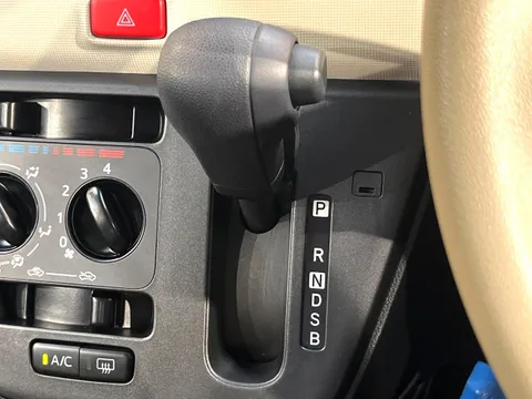 Daihatsu Mira Tocot