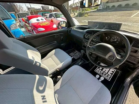 Daihatsu Mira