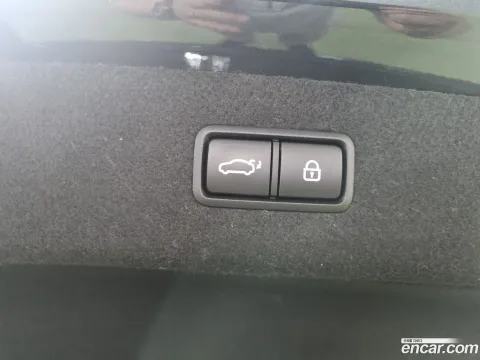 Genesis G90 (EQ900)
