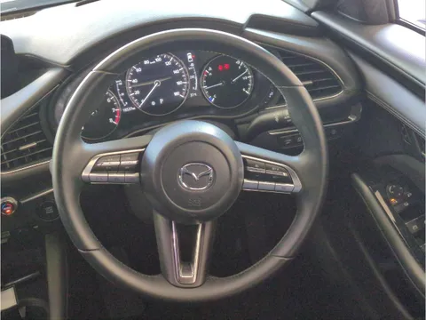 Mazda MAZDA3 Fastback