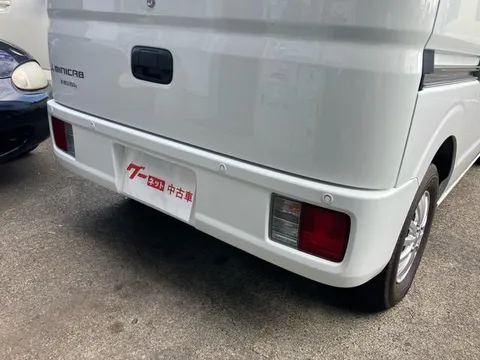 Mitsubishi Minicab Van