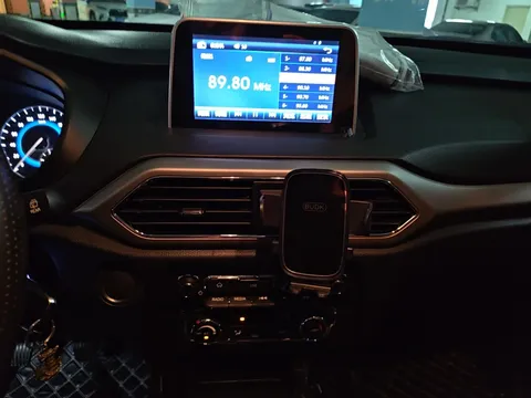 DFSK Glory S560