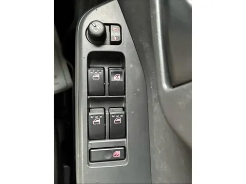 Toyota Pixis Mega