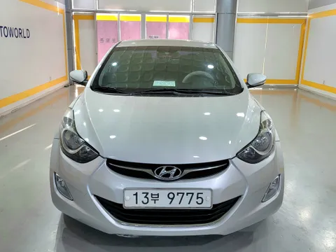 Hyundai Elantra (Avante)