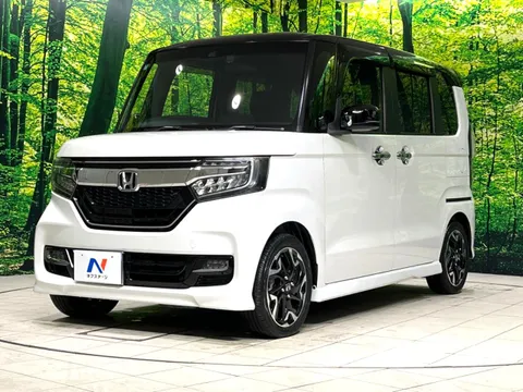 Honda N-BOX Custom