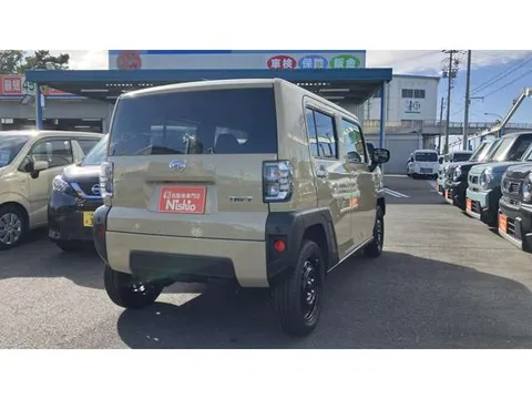 Daihatsu Taft