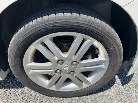 Toyota Pixis Space