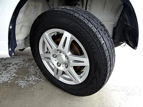 Nissan KIX