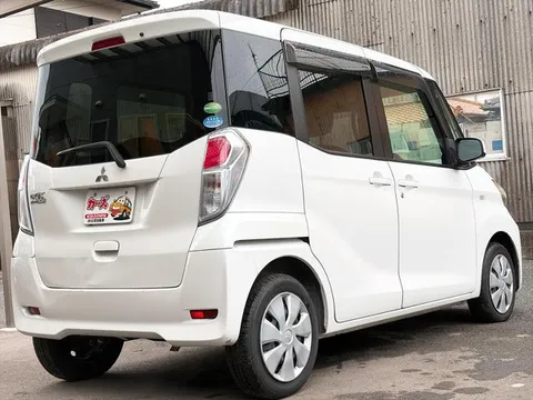 Mitsubishi eK Space