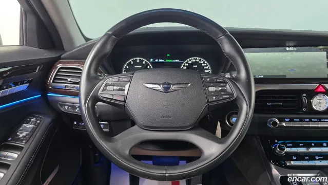 Genesis G90 (EQ900)