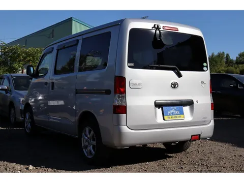 Toyota TownAce Van