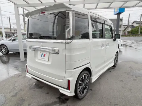 Suzuki Spacia Custom