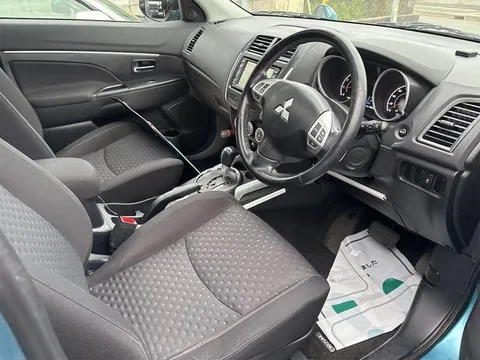 Mitsubishi RVR