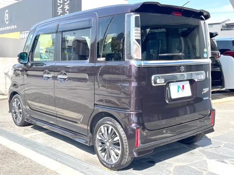 Suzuki Spacia Custom
