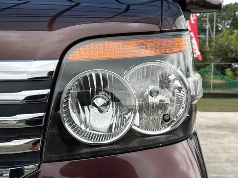 Daihatsu Atrai Wagon