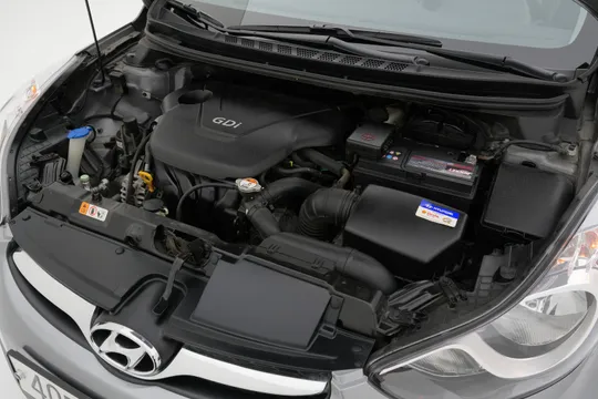 Hyundai Elantra (Avante)