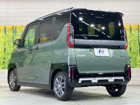 Mitsubishi Delica Mini