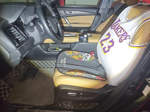 Honda UR-V