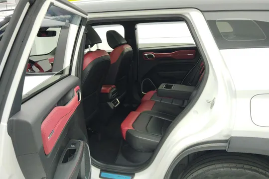 Geely Icon