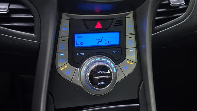 Hyundai Elantra (Avante)