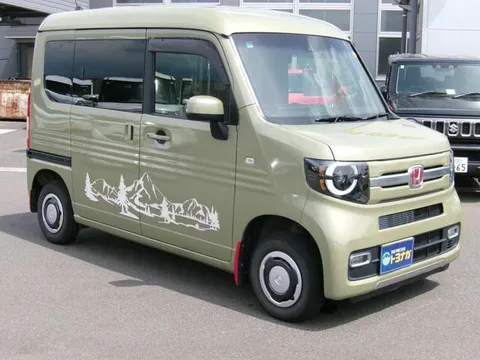Honda N-VAN Plus Style