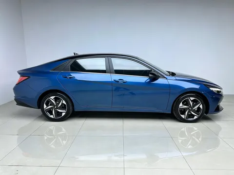 Hyundai Elantra (Avante)
