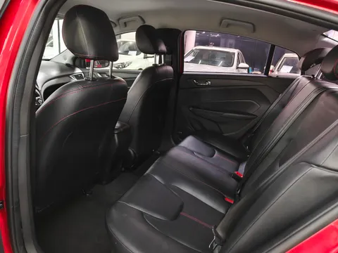 Chery Arrizo 5