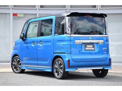 Suzuki Spacia Custom
