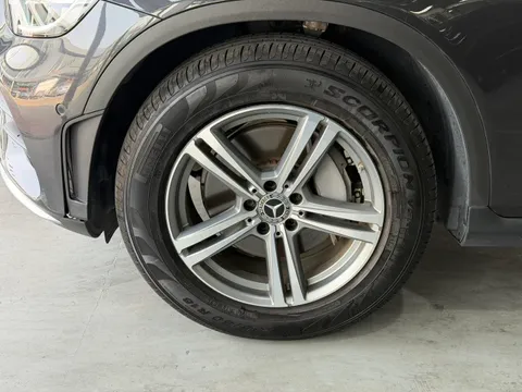 Mercedes-Benz Mercedes-Benz GLC