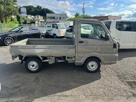 Nissan Clipper Truck