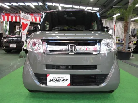 Honda N-BOX Slash