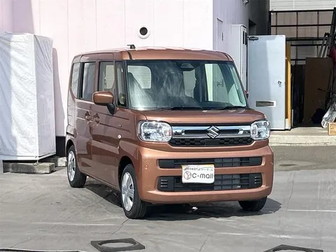 Suzuki Spacia