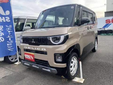 Mitsubishi Delica Mini
