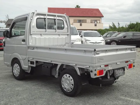 Nissan Clipper Truck