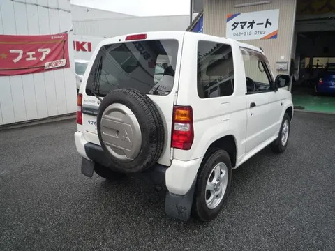 Mitsubishi Pajero Mini
