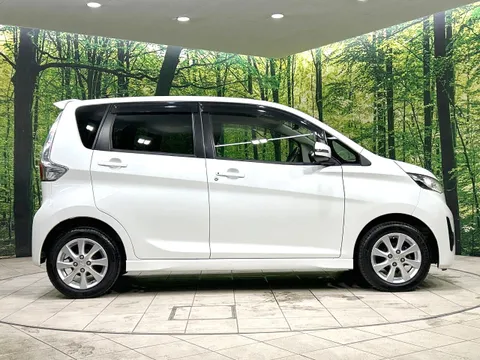 Mitsubishi eK Custom