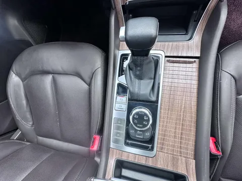 Roewe RX8