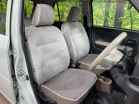 Daihatsu Mira Tocot