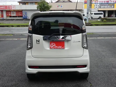 Honda N-WGN Custom
