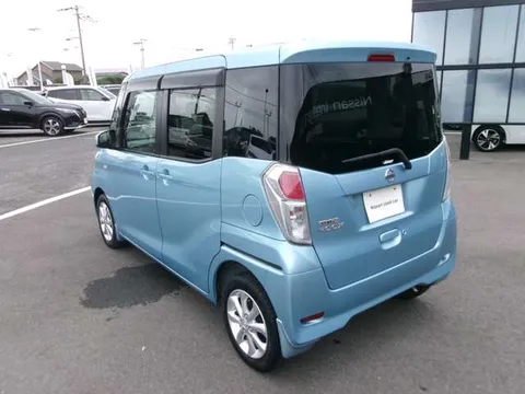 Nissan Dayz Roox