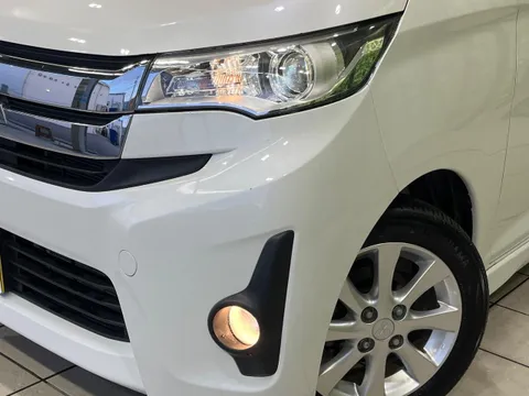 Mitsubishi eK Custom