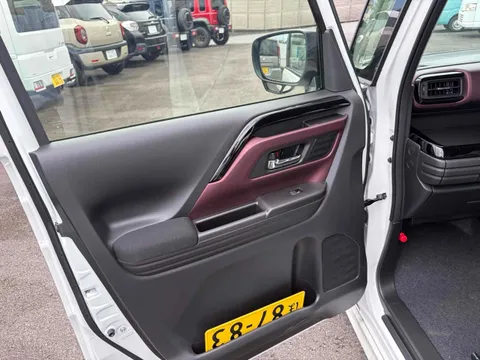 Suzuki Spacia Custom