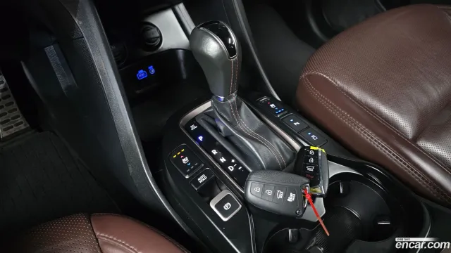 Hyundai Grand Santa Fe (Maxcruz)