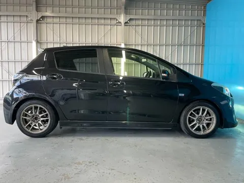 Toyota Yaris (Vitz)