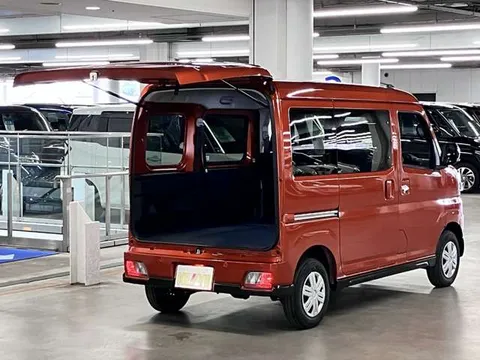 Daihatsu Atrai