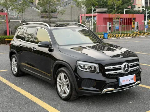 Mercedes-Benz Mercedes-Benz GLB
